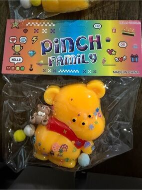 Winnie the Pooh pinch family Taba squishy